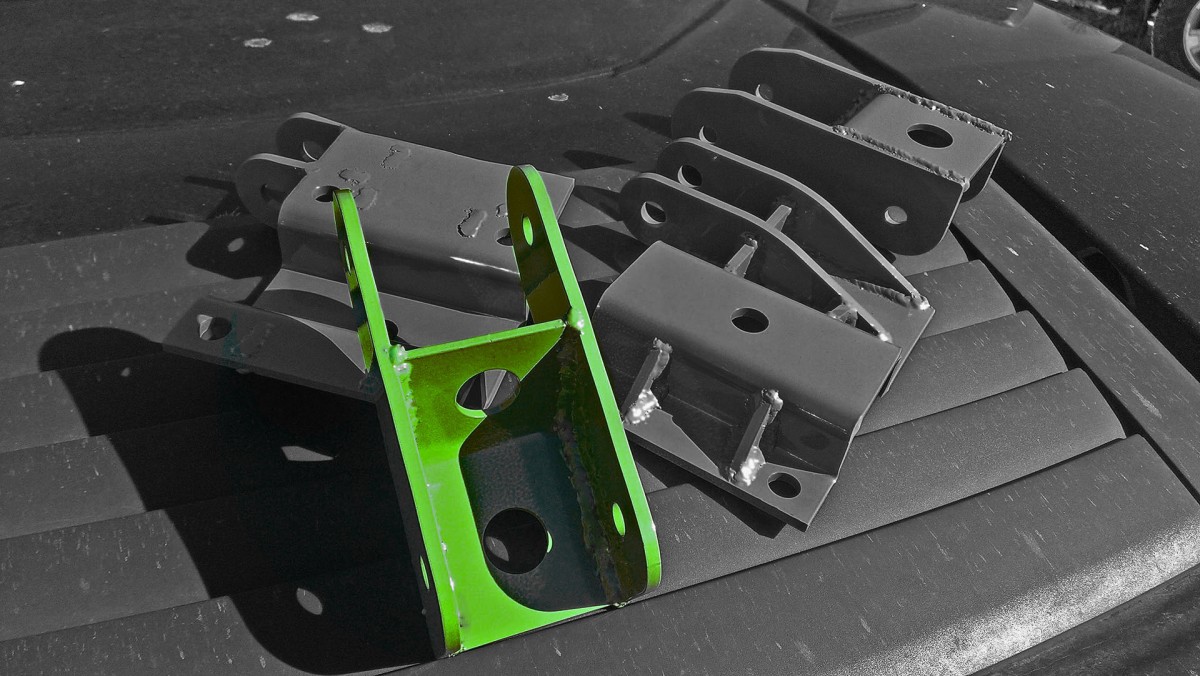 H3 Hummer Shackles Extend and Leaf Spring Mount Schwarttzy