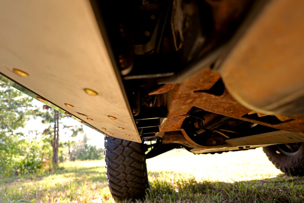 Shape Hummer Rocker Rock Sliders, Rocker Panel Protection, H3 Hummer – Schwarttzy.com