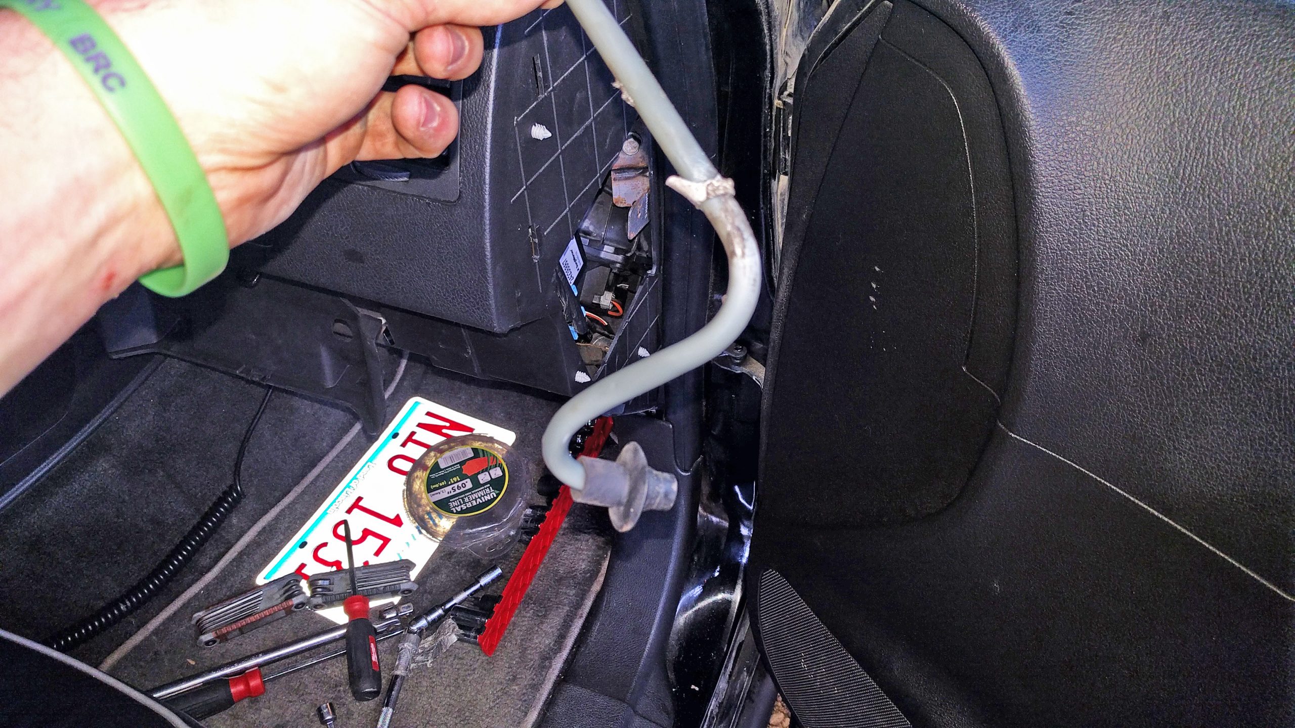 Leaky Sunroof Schwarttzy